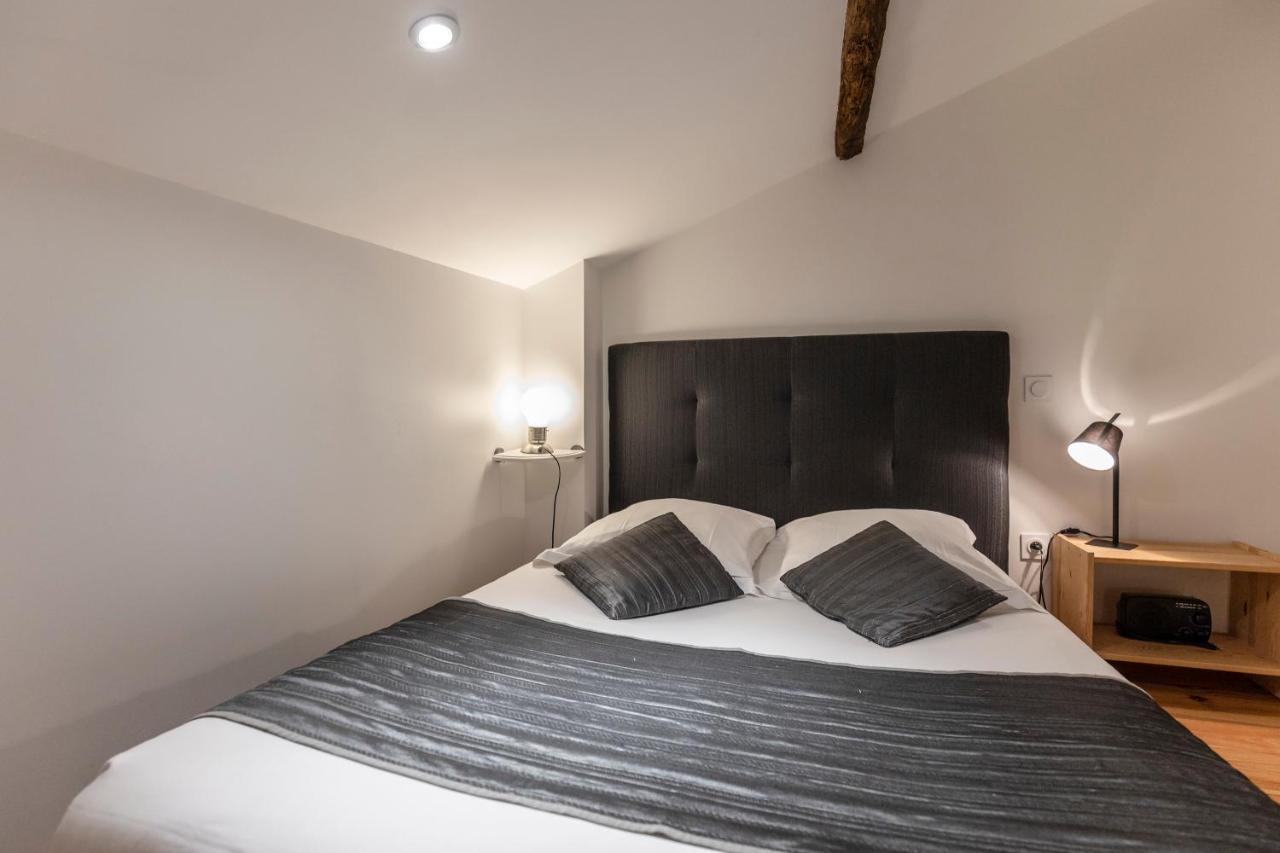 Chambres D'Hotes Chateau Pierre De Montignac Civrac-en-Medoc Bagian luar foto